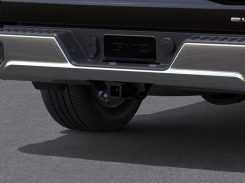 New 2026 GMC Sierra 1500 SLE w/ Preferred Package RWD image 17