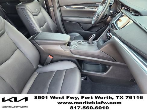 Used 2023 Cadillac XT5 Premium Luxury w/ Technology Package FWD image 13