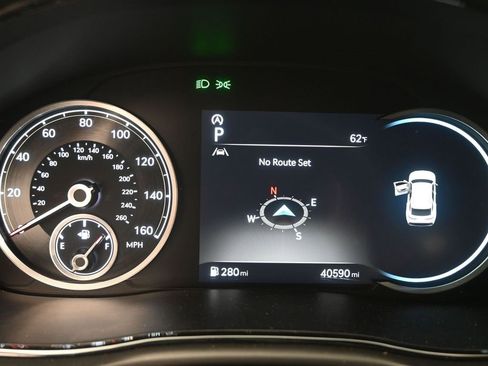 Used 2022 Genesis GV70 3.5T Sport w/ Sport Advanced Package image 11