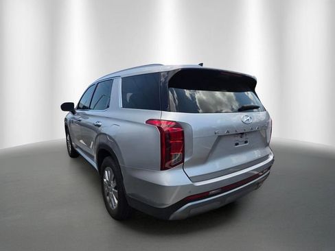 Used 2025 Hyundai Palisade SEL FWD image 2