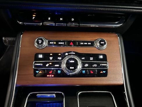 Used 2020 Lincoln Aviator Reserve w/ Equipment Group 201A AWD/4WD image 18