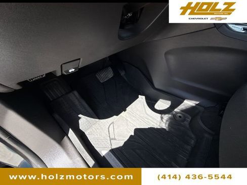 Certified 2024 Chevrolet Equinox LT AWD/4WD image 33