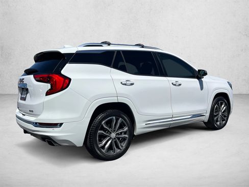 Used 2018 GMC Terrain Denali w/ Advanced Safety Package AWD/4WD image 5