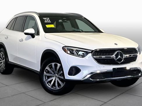 Certified 2026 Mercedes-Benz GLC 300 4MATIC image 3