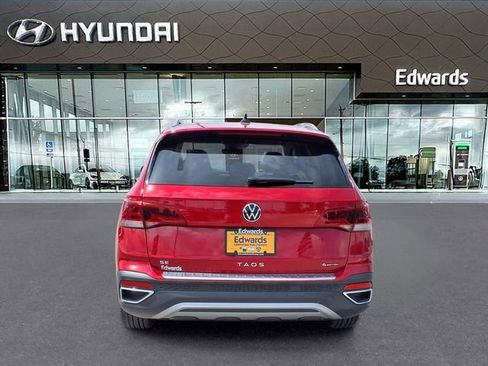 Used 2023 Volkswagen Taos SE AWD/4WD image 6