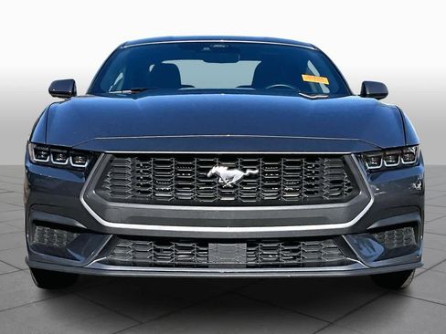 Certified 2024 Ford Mustang Coupe image 4