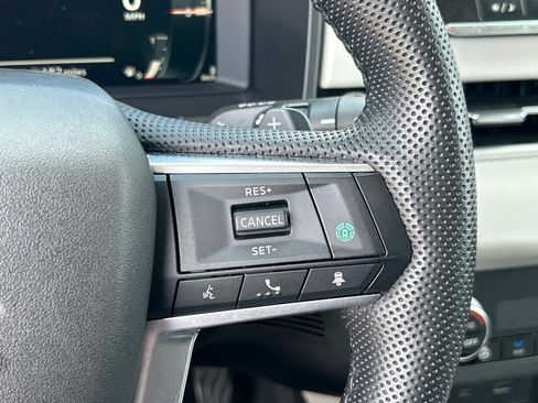 Used 2023 Mitsubishi Outlander SEL image 9