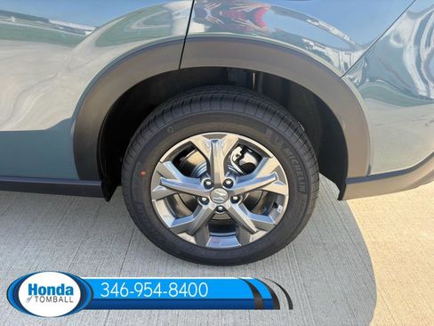 New 2026 Honda HR-V LX image 17