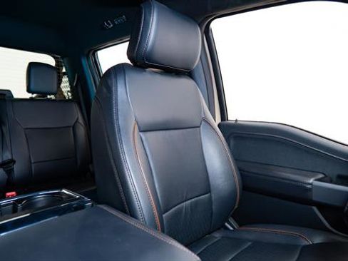 Used 2025 Ford F150 Lariat w/ FX4 Off-Road Package image 32