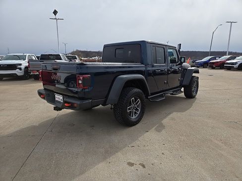 Used 2025 Jeep Gladiator Mojave w/ Safety Group image 7