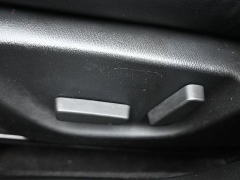 Used 2017 MAZDA MAZDA3 Touring image 12