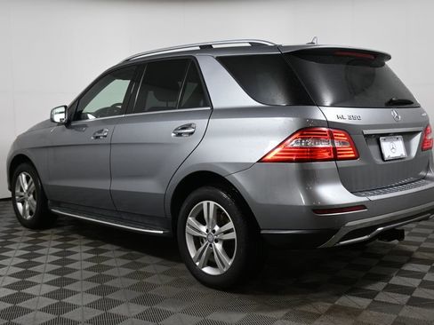 Used 2015 Mercedes-Benz ML 350 4MATIC image 8