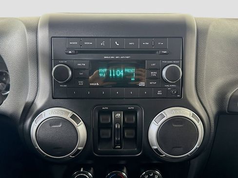 Used 2015 Jeep Wrangler Unlimited Sport image 10