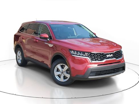 Certified 2023 Kia Sorento LX AWD/4WD image 1