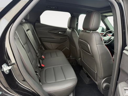 Used 2025 Chevrolet TrailBlazer RS w/ Convenience Package image 18