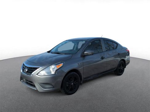 Used 2018 Nissan Versa S Plus image 4