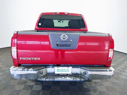 Used 2011 Nissan Frontier S image 7