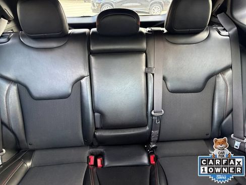 Used 2023 Jeep Compass Trailhawk AWD/4WD image 5