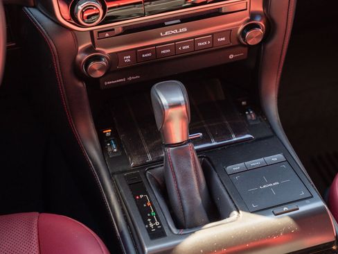 Used 2023 Lexus GX 460 Premium w/ Premium Package image 31