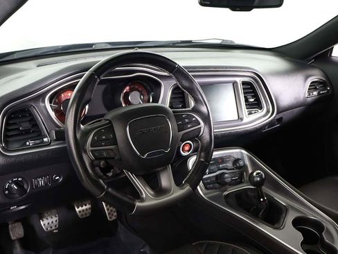 Used 2016 Dodge Challenger SRT Hellcat image 26