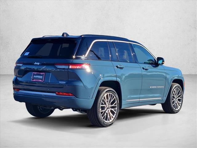New 2027 Jeep Grand Cherokee Summit AWD/4WD image 2