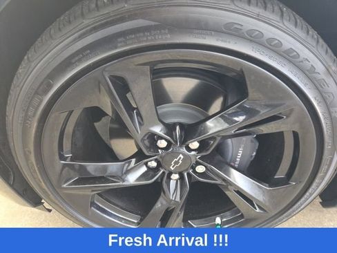 Used 2022 Chevrolet Camaro LT w/ RS Package RWD image 4