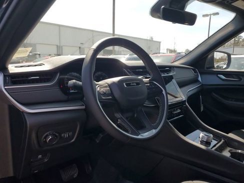 New 2026 Jeep Grand Cherokee Laredo image 20