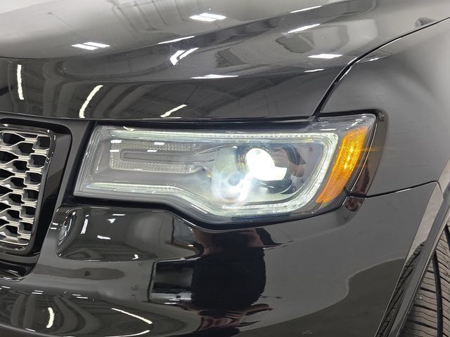 Used 2021 Jeep Grand Cherokee Laredo X AWD/4WD image 29