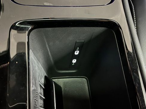 New 2026 Volkswagen Tiguan SEL R-Line AWD/4WD image 15