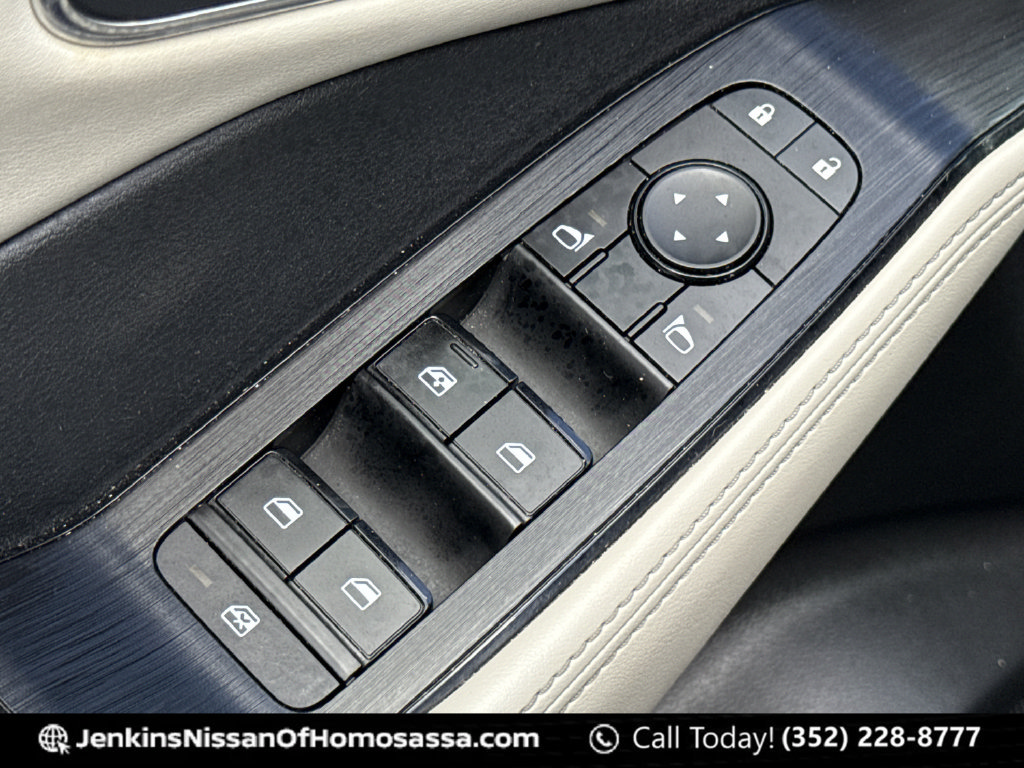 Certified 2021 Nissan Rogue SV w/ Premium Package FWD image 31