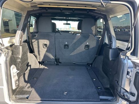 Used 2020 Jeep Wrangler Unlimited Sport S image 18