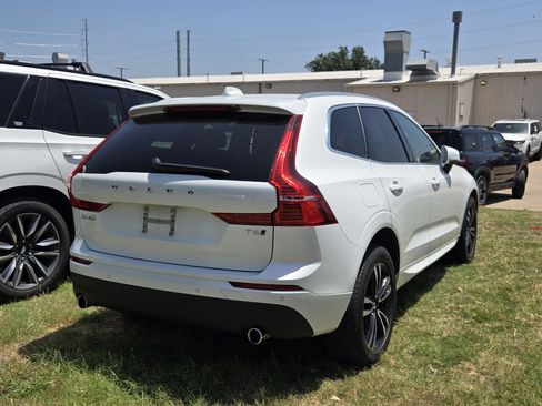 Used 2020 Volvo XC60 T6 Momentum AWD/4WD image 4