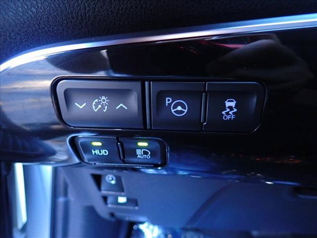 Certified 2022 Toyota Prius Prime Limited FWD image 14
