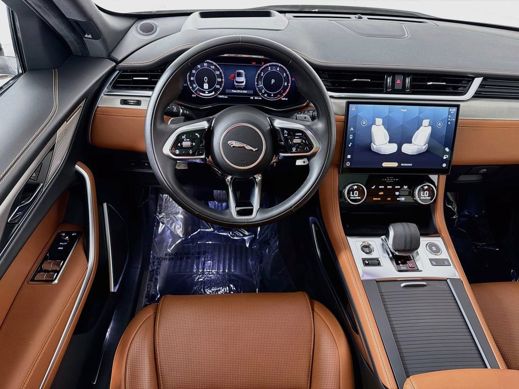 Certified 2026 Jaguar F-PACE R-Dynamic S AWD/4WD image 24