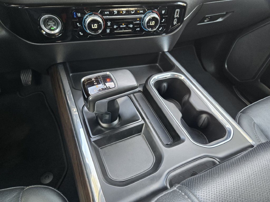Used 2023 GMC Sierra 1500 SLT w/ SLT Premium Package AWD/4WD image 18