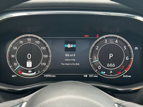 Certified 2024 Jaguar XF R-Dynamic SE AWD/4WD image 23