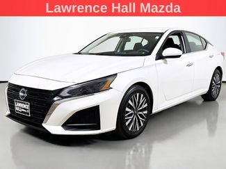 Used 2023 Nissan Altima 2.5 SV FWD video 1