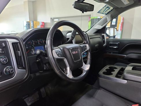 Used 2017 GMC Sierra 1500 SLE w/ SLE Value Package image 8