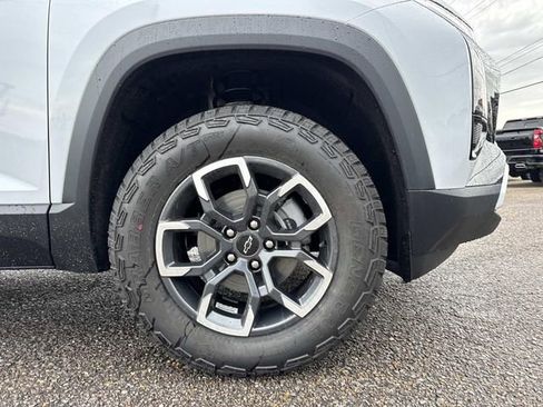 New 2026 Chevrolet Equinox ACTIV FWD image 7