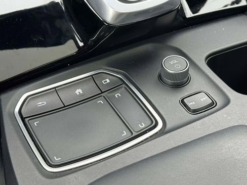 Used 2023 Acura MDX A-Spec image 12