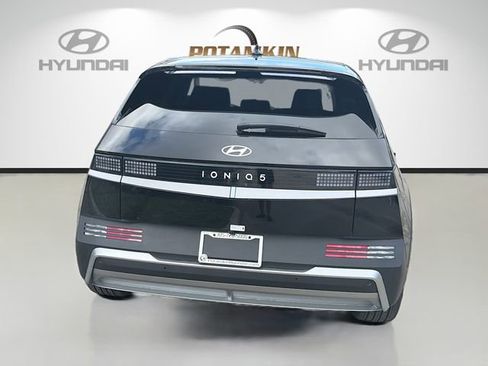New 2026 Hyundai Ioniq 5 SEL image 6