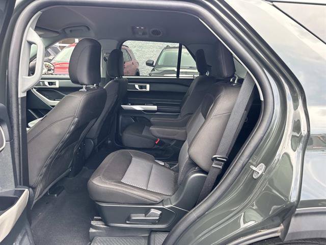 Used 2023 Ford Explorer XLT AWD/4WD image 27