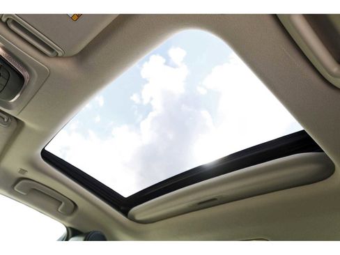 Used 2025 Toyota Corolla XLE image 28