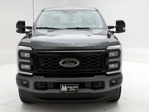 New 2026 Ford F250 Lariat w/ Black Appearance Package image 6