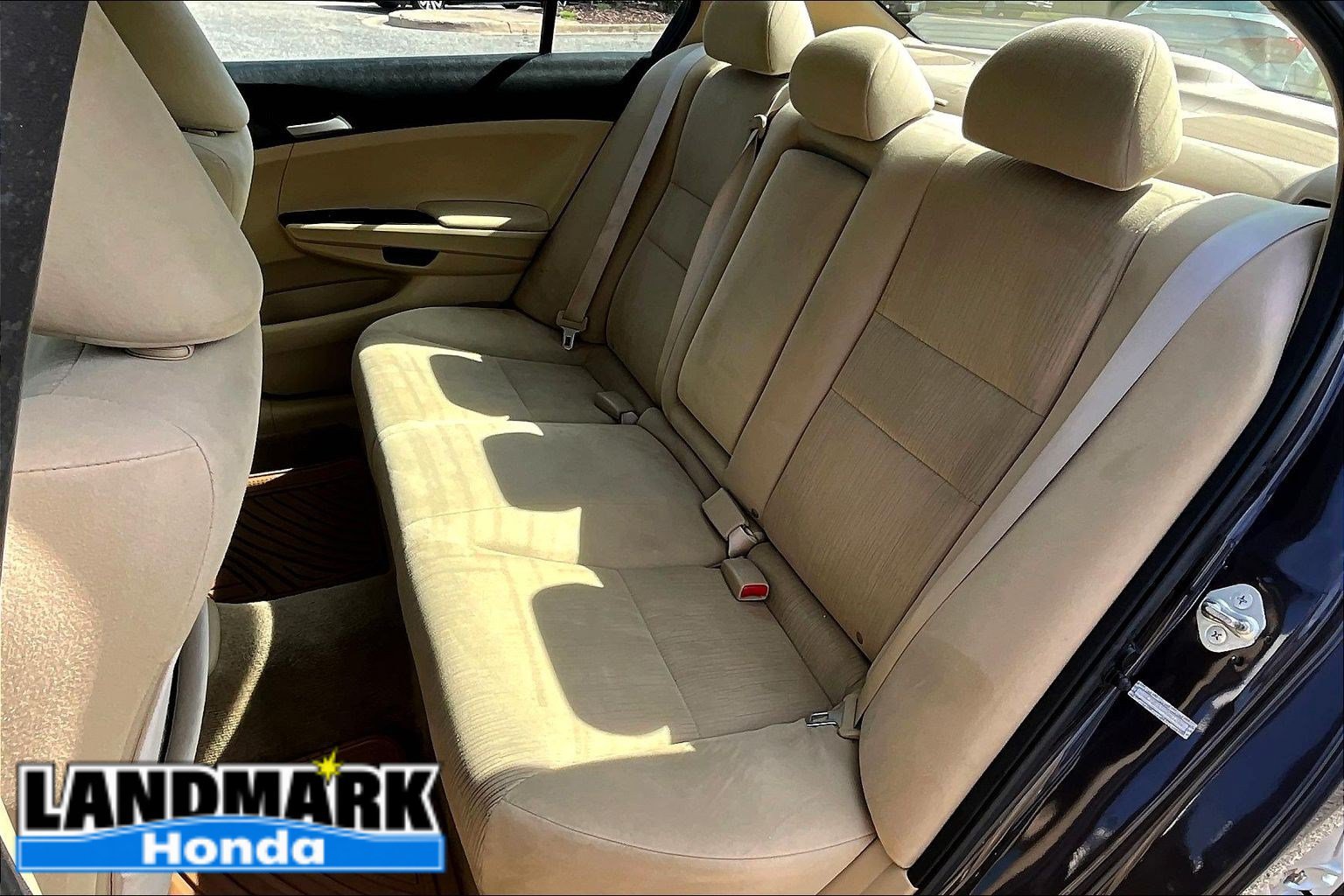 Used 2011 Honda Accord LX-P image 25