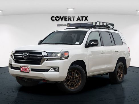 Used 2020 Toyota Land Cruiser Heritage Edition AWD/4WD image 2