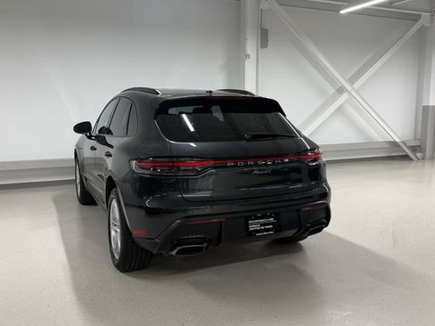 Certified 2026 Porsche Macan AWD/4WD image 3