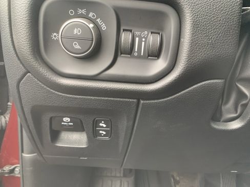 Certified 2025 RAM 1500 Laramie image 20