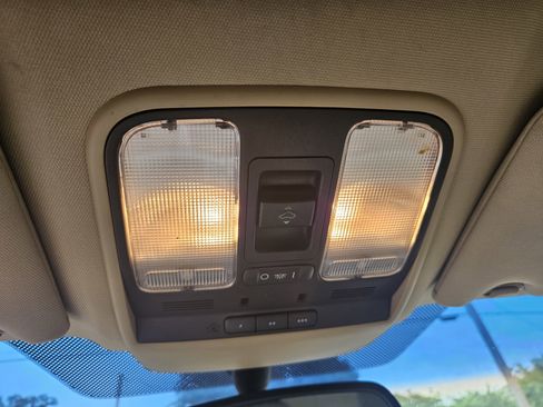 Used 2004 Acura TL FWD image 10