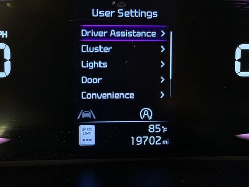Used 2024 Kia Soul LX w/ Option Group 015 FWD image 20